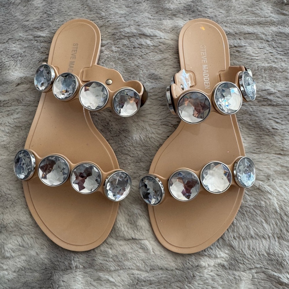 Steve Madden Beige Sandals with Large Crystal Embellishments